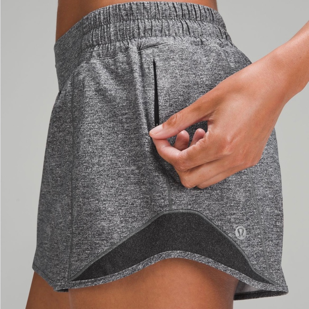 lululemon hotty hot short